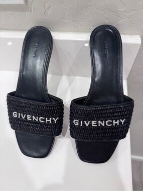 Givenchy Black Raffia Logo Slide Mules, 6US/36EU